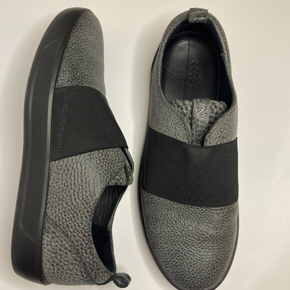 ECCO Soft 8 Band Women's Slip On Sneaker - Picture 3 of 9